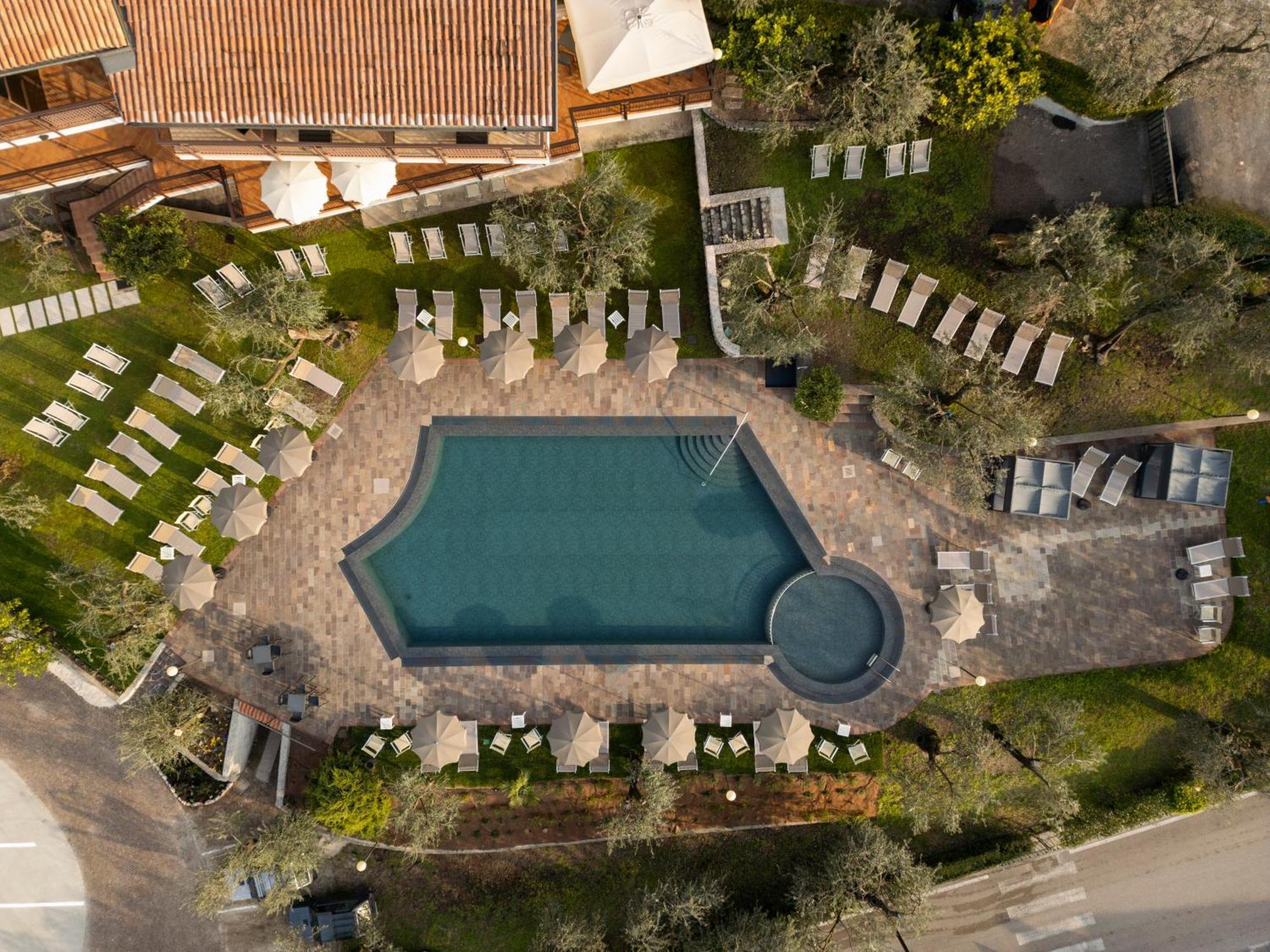 Hotel Coste リモーネ・スル・ガルダ エクステリア 写真