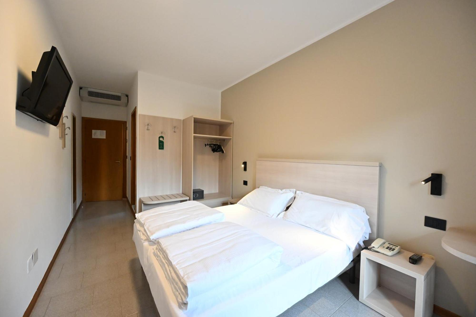 Hotel Coste リモーネ・スル・ガルダ エクステリア 写真